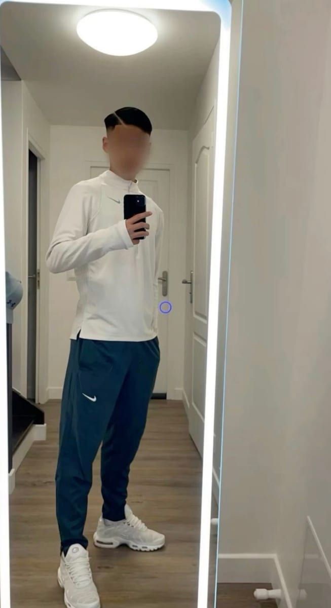 Profil de Hotman